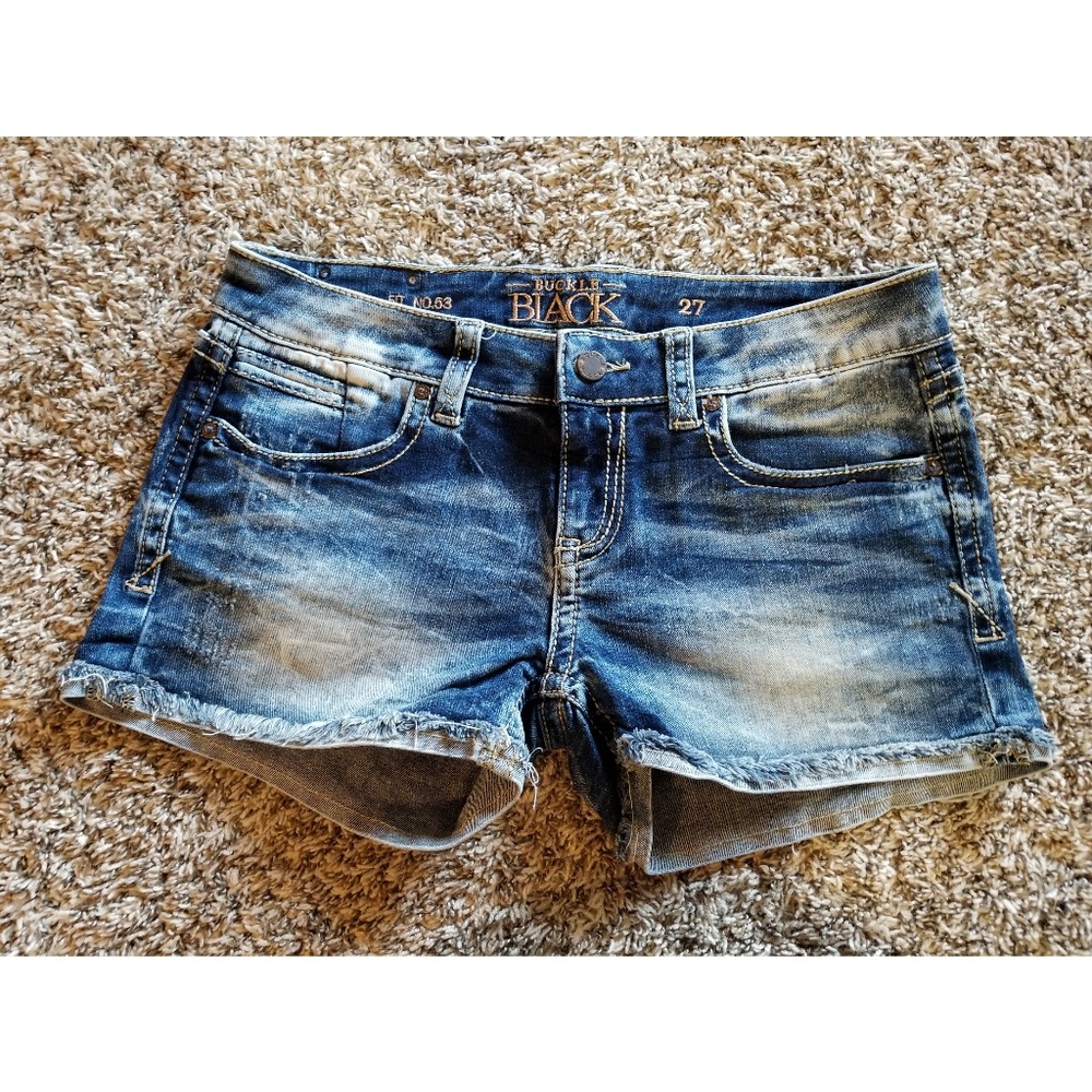 Buckle Black shorts